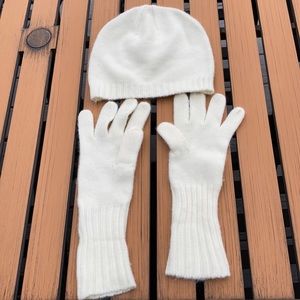 Croft & Barrow hat and glove set